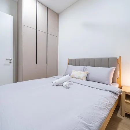 Cozy 2B2B W Pool - 6 Pax - 5 Min To Mid Valley Megamall Kuala Lumpur Exterior photo