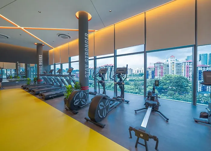 Cozy 2B2B W Pool - 6 Pax - 5 Min To Mid Valley Megamall